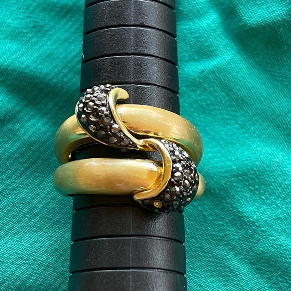 Jill Zarin • SIZE 8 • Statement Ring